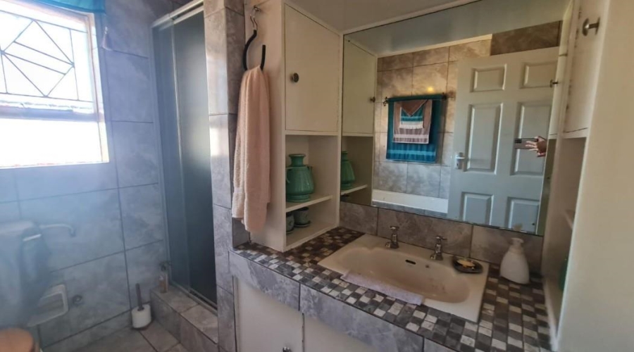 3 Bedroom Property for Sale in Uitsig Free State